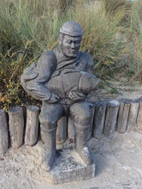 Holfischer an der Strandpromenade - Ihre-Ferienwohnungen-in-Zempin - Reiner Röttgen